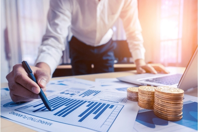 Projections, Budgeting and Financial Analysiss